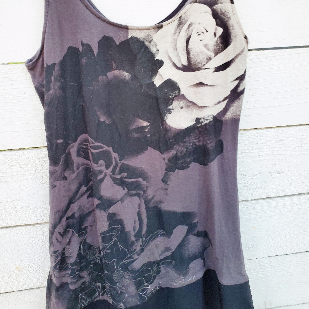 3/$22 Express Sleeveless Dressy Tank, Size Small - Picture 2 of 7